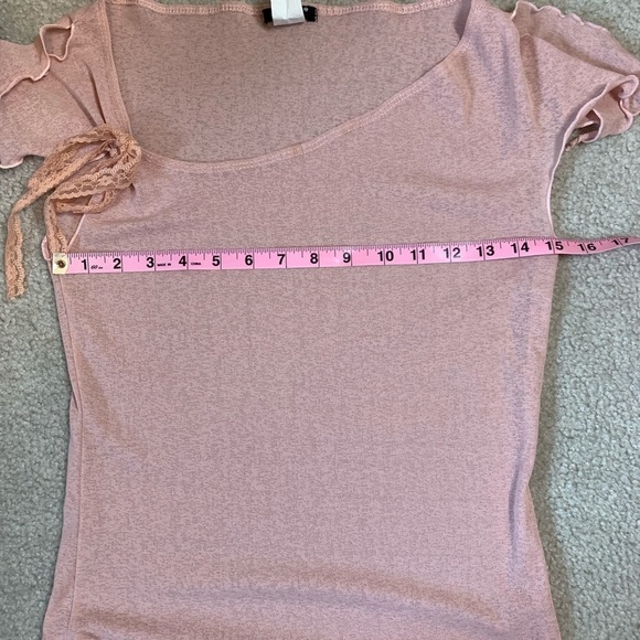 One ❤️ Women Flutter Sleeve Pale Pink Top Blouse Size Medium - Picture 4 of 6